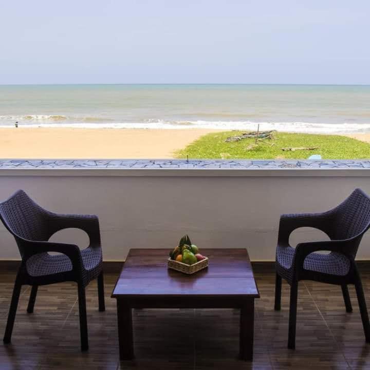 Grace Beach Resort By Travel Corners Negombo Eksteriør bilde