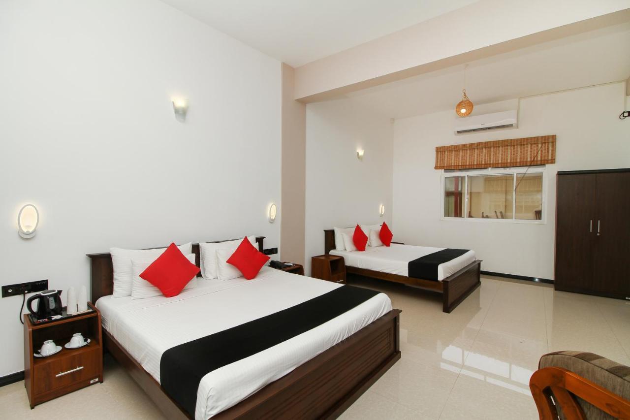 Grace Beach Resort By Travel Corners Negombo Eksteriør bilde