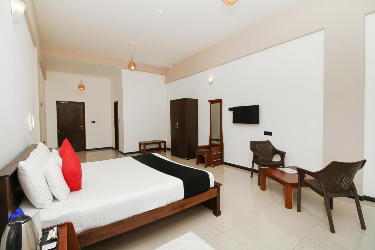 Grace Beach Resort By Travel Corners Negombo Eksteriør bilde