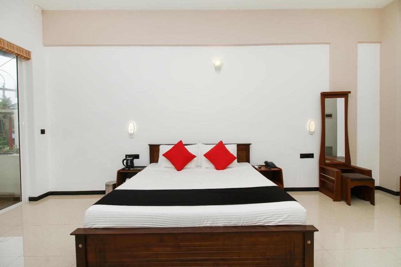 Grace Beach Resort By Travel Corners Negombo Eksteriør bilde